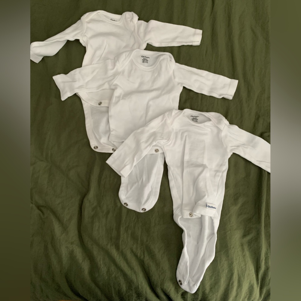 Gerber Soft White Baby Onesies bundle